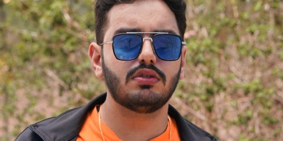 Rishabh Sharma की बतौर हीरो पहली फ़िल्म,'Naradham' का मुहूर्त के साथ शूटिंग शुरू: चाईल्ड आर्टिस्ट रिषभ शर्मा अब लवस्टोरी फ़िल्म,'नाराधम'के हीरो