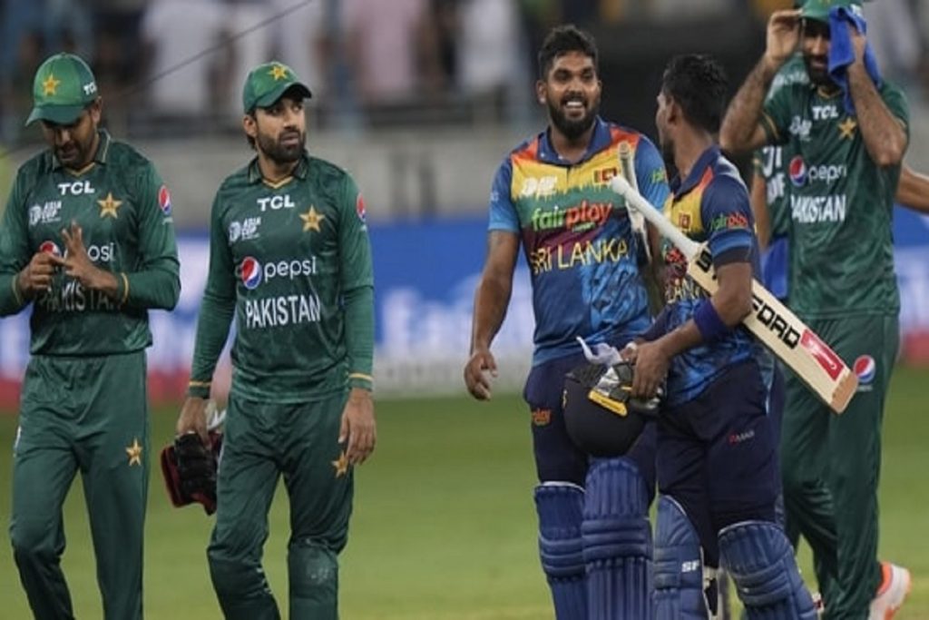 SL vs Pak: श्रीलंका ने पाकिस्तान को 5 विकेट से हराया