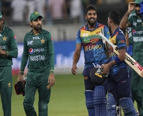 SL vs Pak: श्रीलंका ने पाकिस्तान को 5 विकेट से हराया