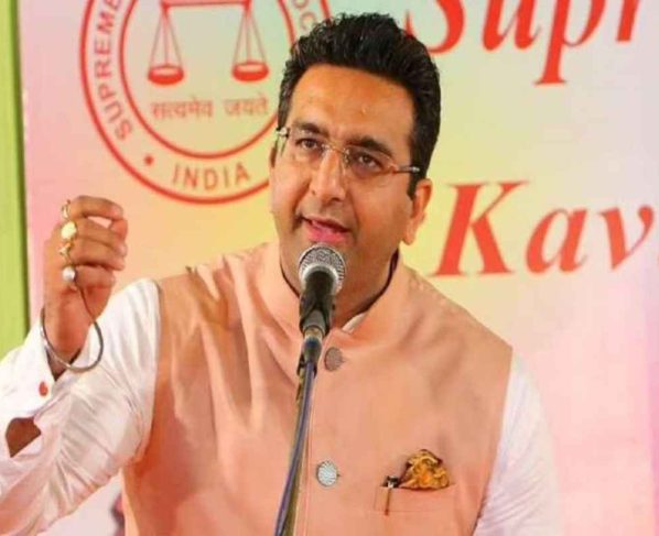 Gaurav Bhatia ने कहा- बेईमानों के साथ हैं केजरीवाल का संबंध