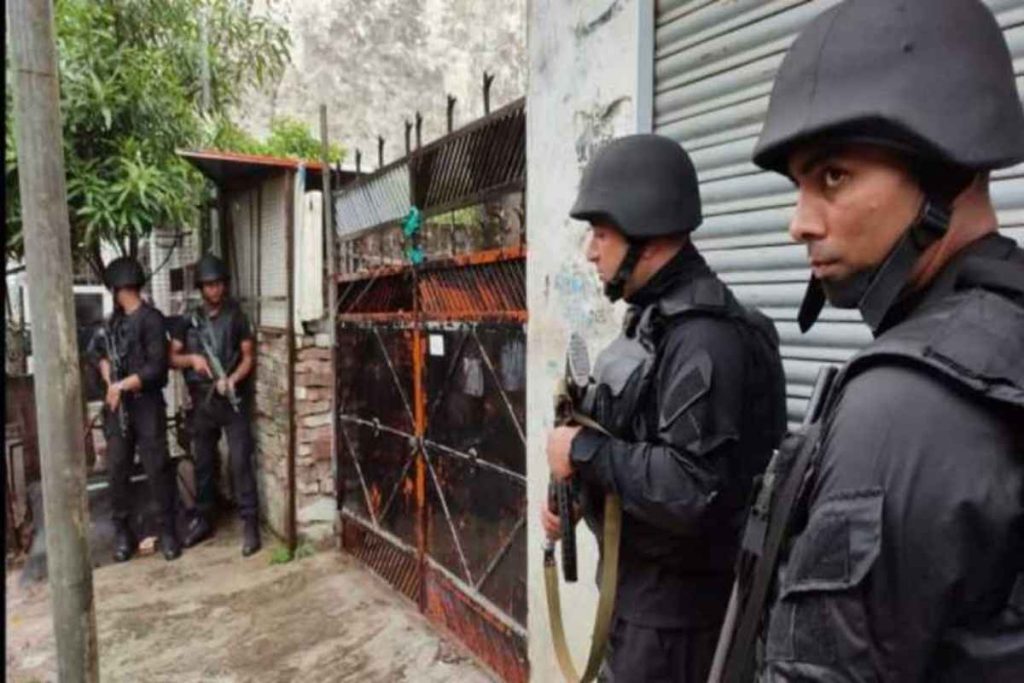 Terrorist arrested in Lucknow: लखनऊ से संदिग्ध आतंकी गिरफ्तार