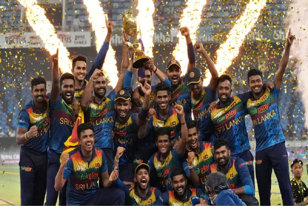 SL vs Pak Final: पाकिस्तान को हरा श्रीलंका बनी एशिया कप की चैंपियन