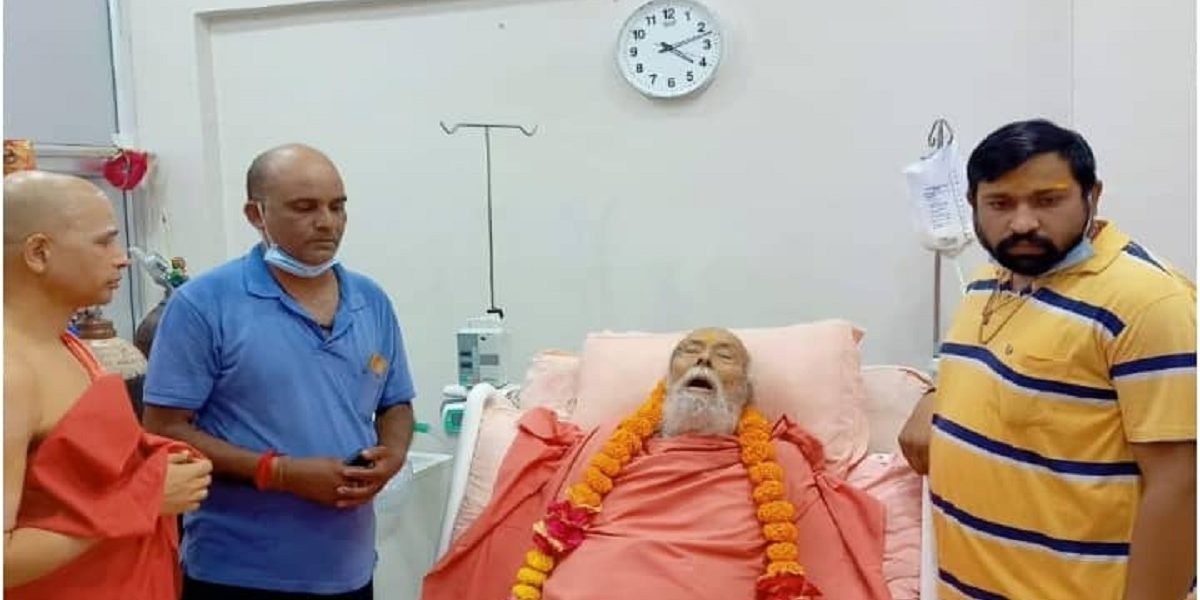 द्वारका शारदा पीठ के Shankaracharya Swami Swaroopanand का निधन