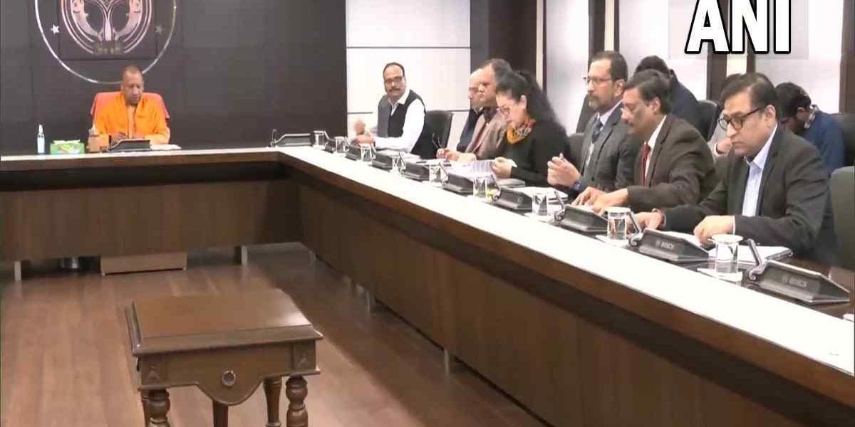 Yogi Adityanath Coronavirus Guidelines in UP