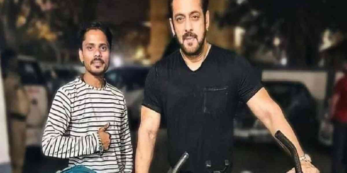 Salman Khan fan came cycling 1100 km to meet